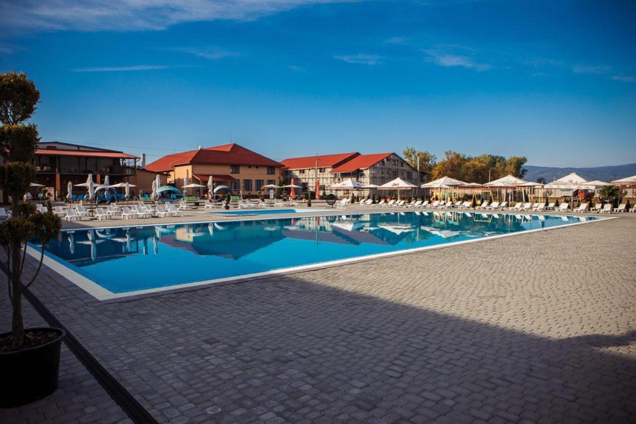 Illara Spa Hotel Irshava Eksteriør billede
